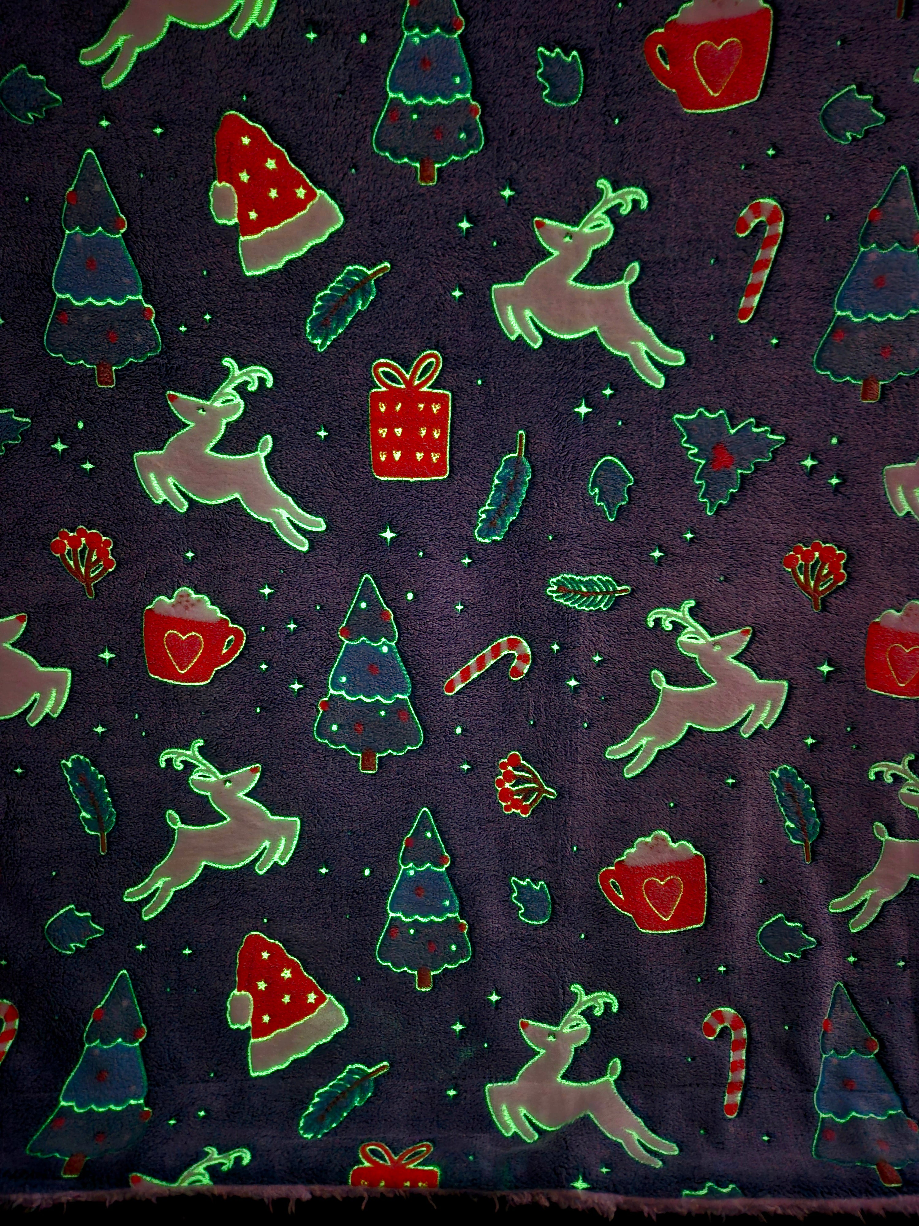 Glow In The Dark Blue Christmas Blanket + FREE TORCH